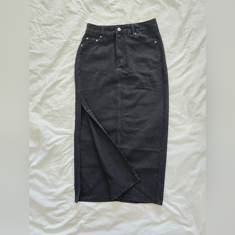 Black denim maxi skirt Size M